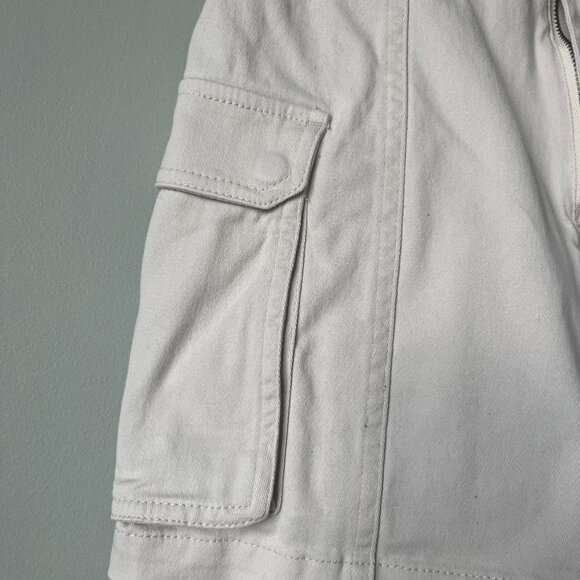 Twik Cargo Shorts in Beige size Small - Picture 3 of 5